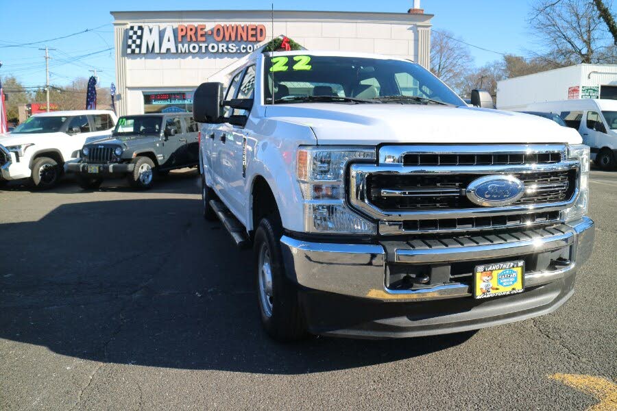 2022 Ford F-250 Super Duty XL Crew Cab LB 4WD