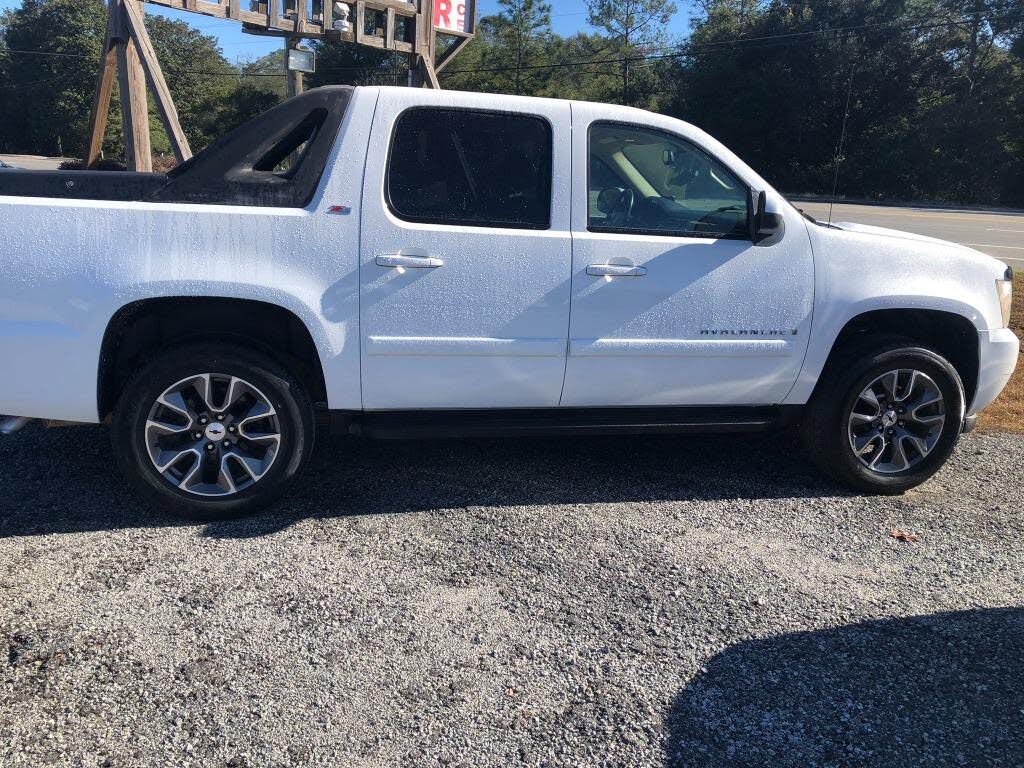 2007 Chevrolet Avalanche LS 4WD