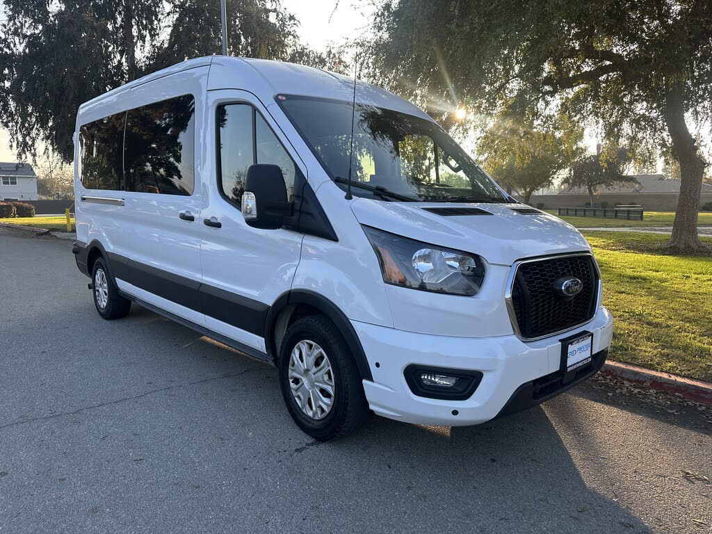 2024 Ford Transit Passenger 350 XLT Medium Roof LB RWD