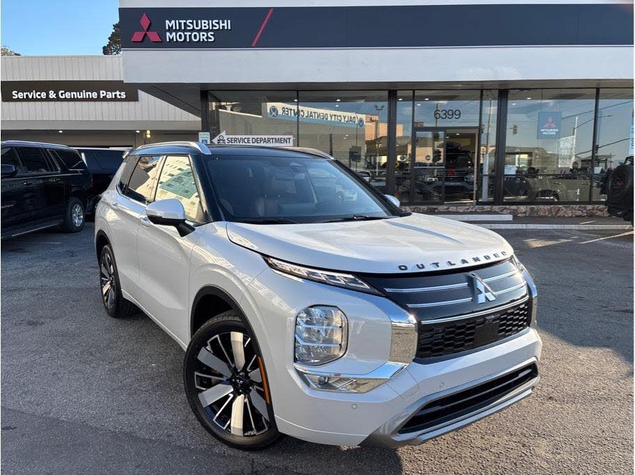 2026 Mitsubishi Outlander SEL FWD