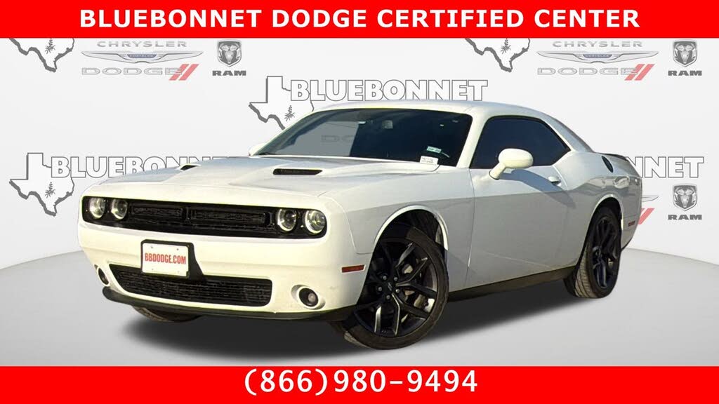 2021 Dodge Challenger SXT RWD