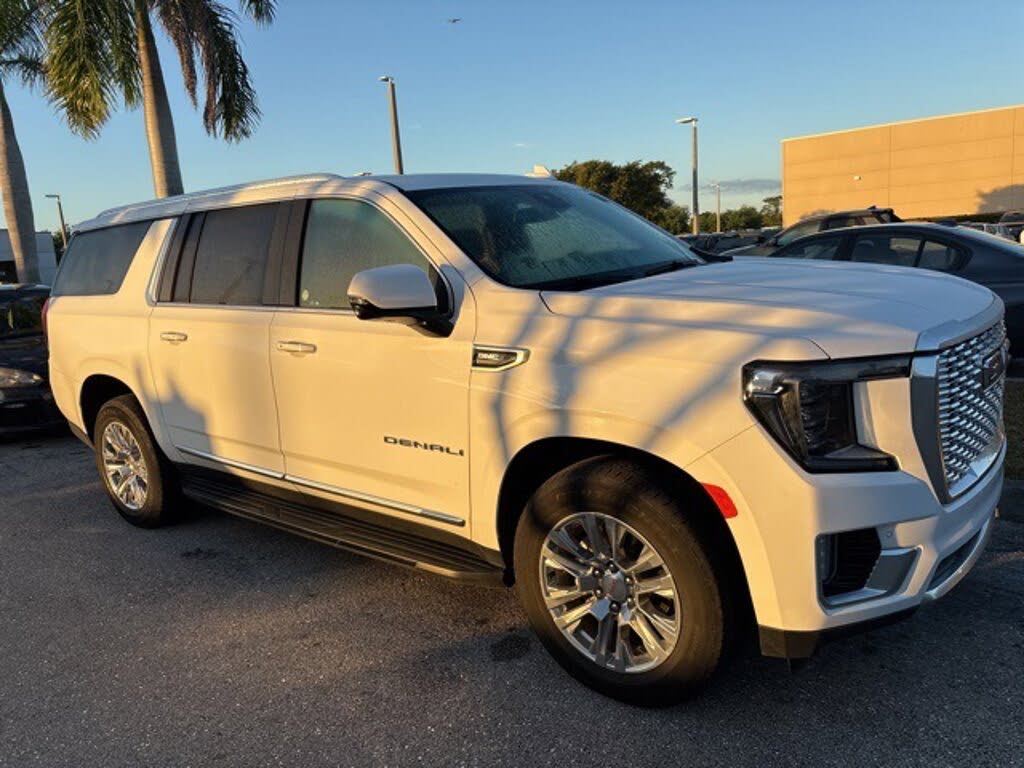 2024 GMC Yukon XL Denali RWD