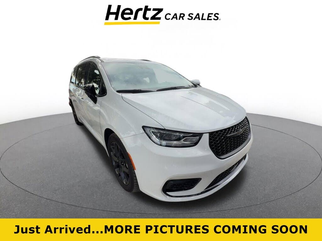 2025 Chrysler Pacifica Limited FWD