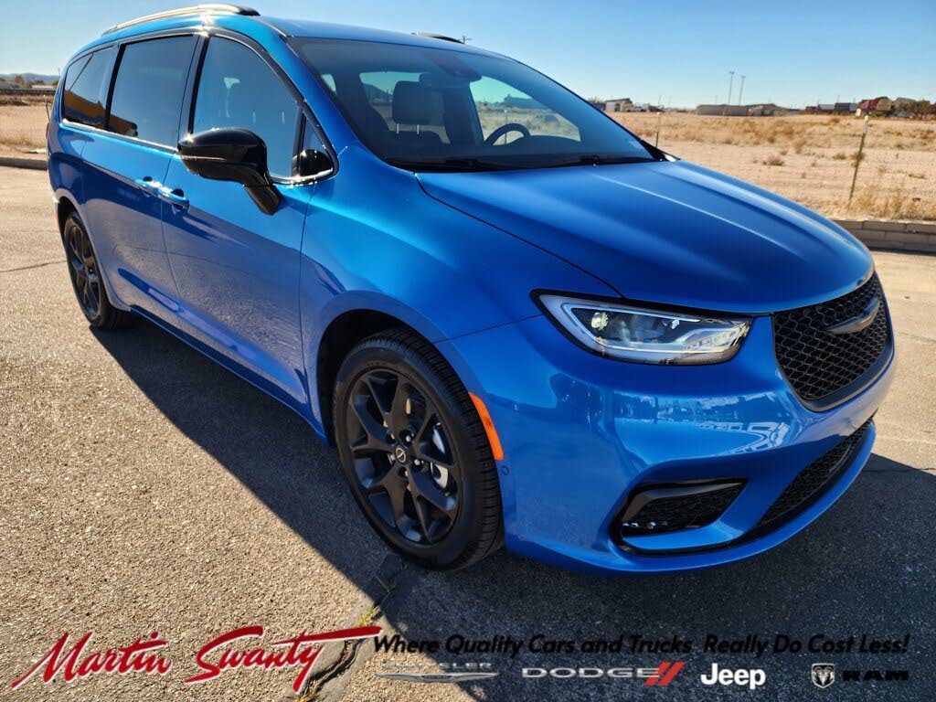 2026 Chrysler Pacifica Select FWD