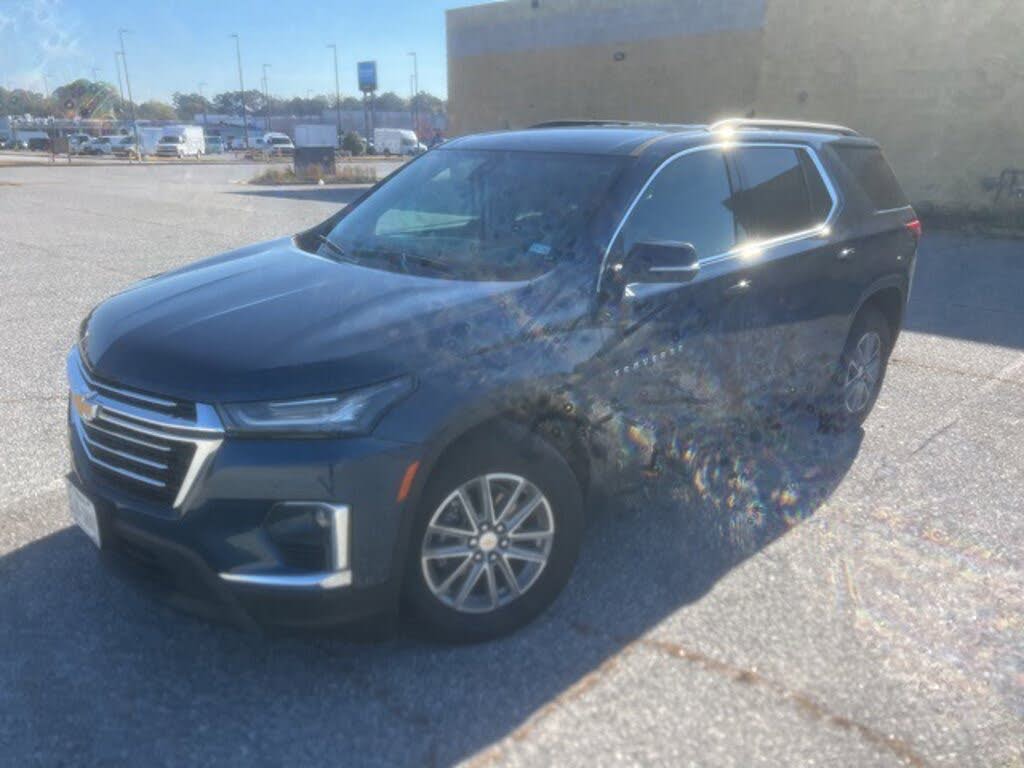2022 Chevrolet Traverse LT Cloth FWD