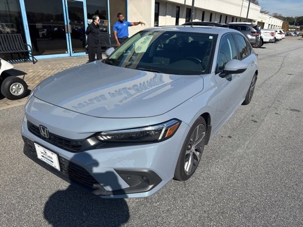 2022 Honda Civic Touring FWD