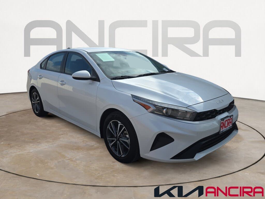 2023 Kia Forte LXS FWD