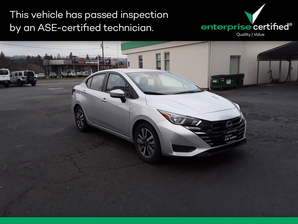 2023 Nissan Versa SV FWD