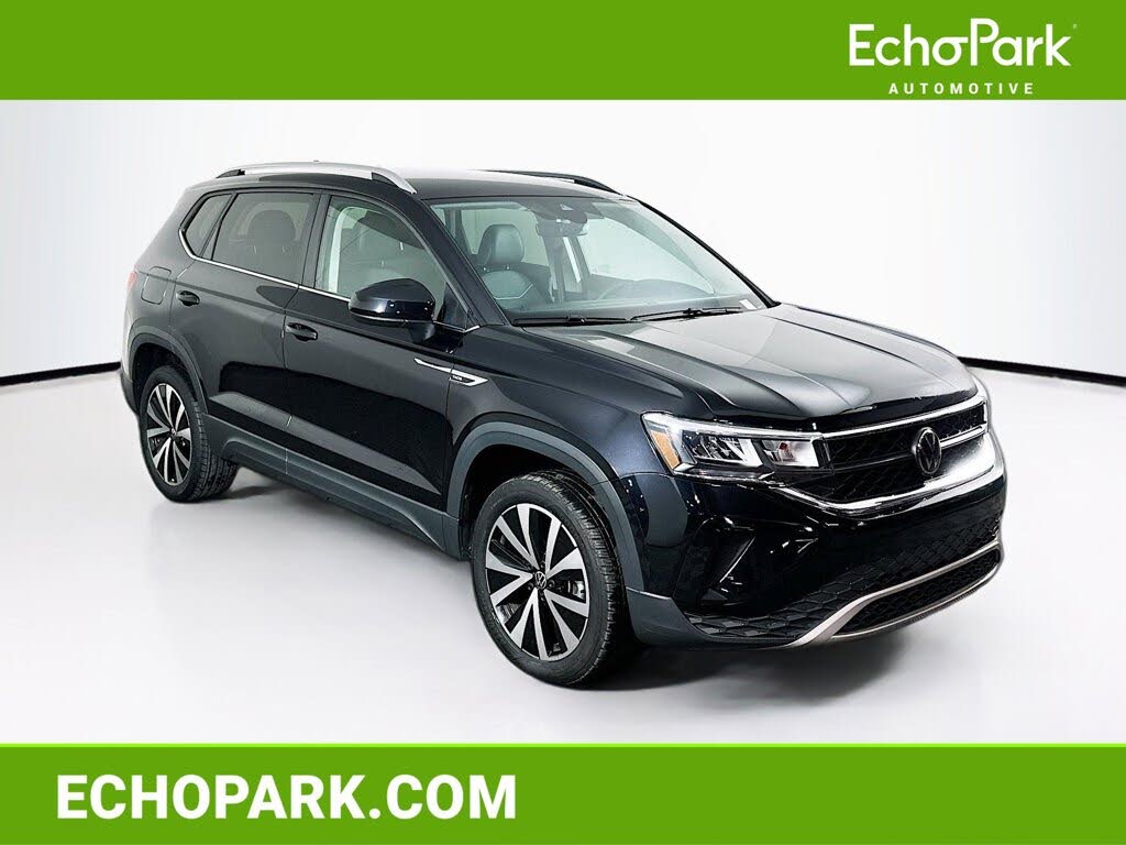 2024 Volkswagen Taos SE FWD