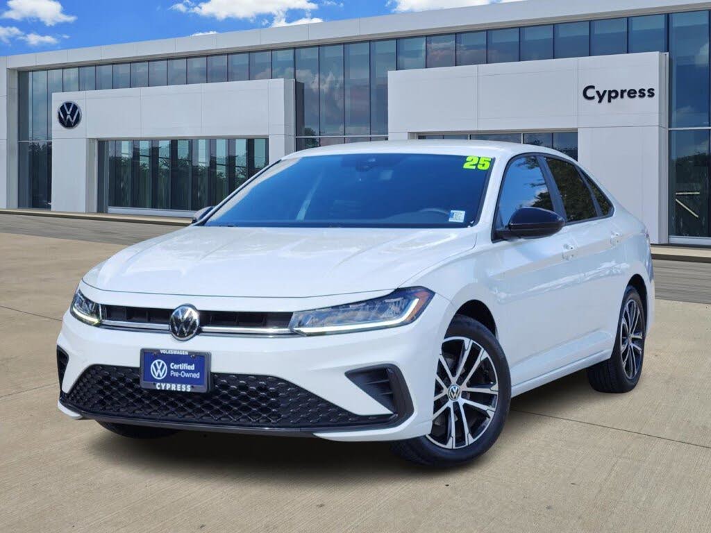 2025 Volkswagen Jetta Sport FWD