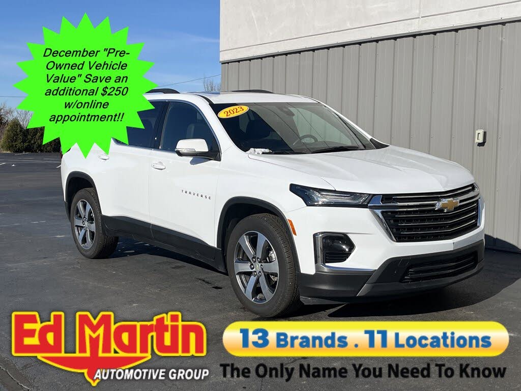 2023 Chevrolet Traverse LT Leather FWD