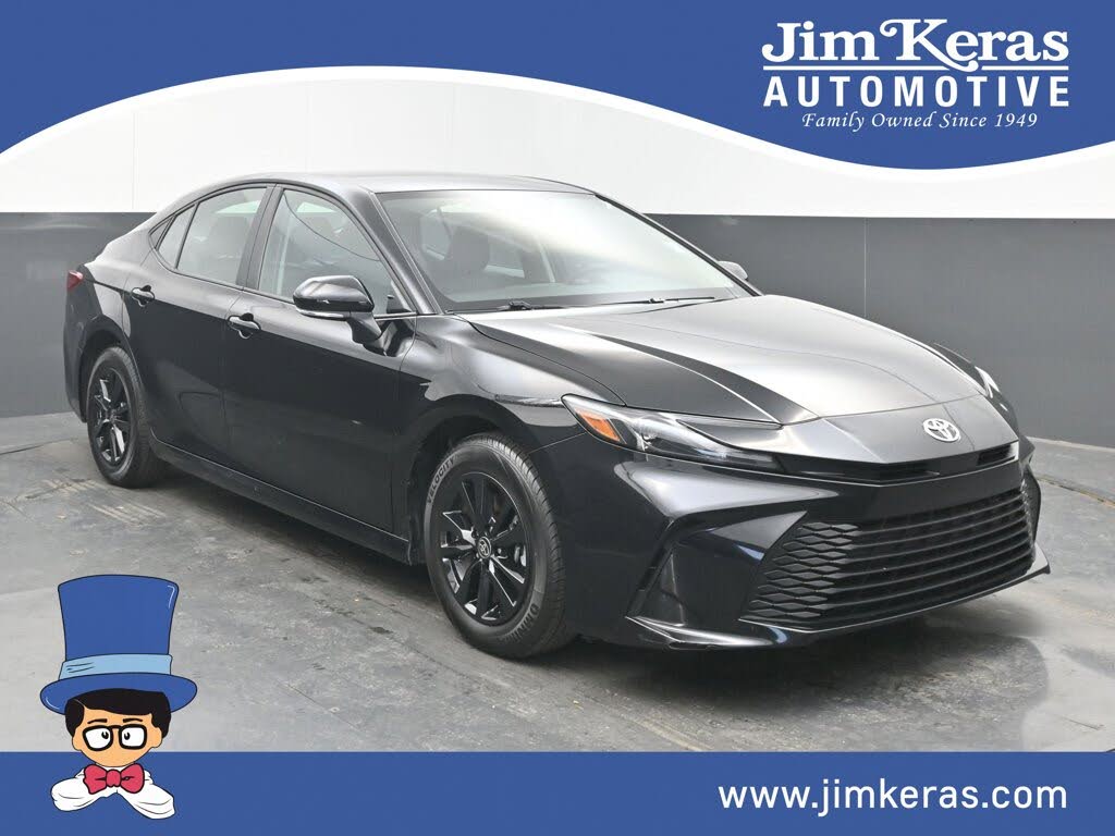 2025 Toyota Camry LE FWD