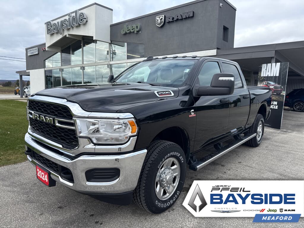 2024 RAM 2500 Tradesman Crew Cab 4WD