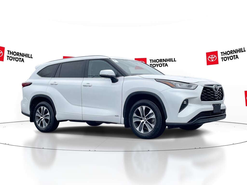 Toyota Highlander Hybrid XLE AWD 2025