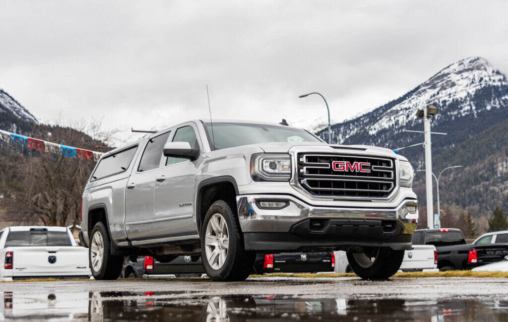 2016 GMC Sierra 1500 SLE Crew Cab 4WD