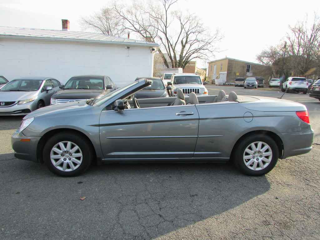 2008 Chrysler Sebring LX Convertible FWD