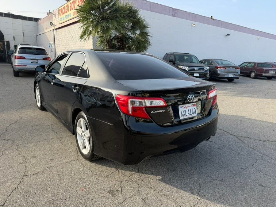 2014 Toyota Camry SE