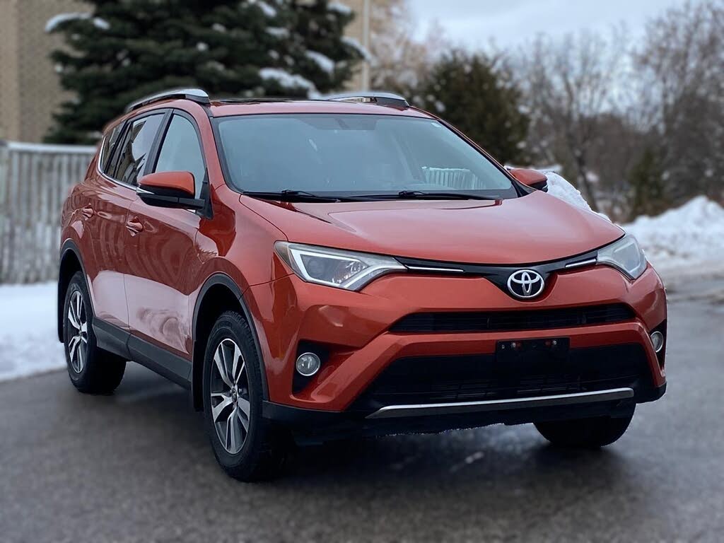 2016 Toyota RAV4 XLE
