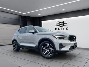 Volvo XC40 B5 Core AWD
