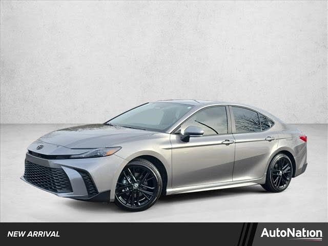 2025 Toyota Camry SE FWD