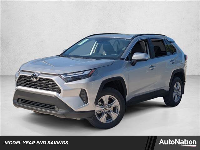 2025 Toyota RAV4 XLE FWD