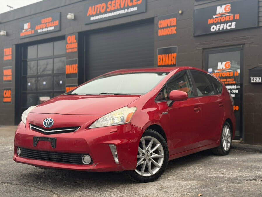 2012 Toyota Prius v Two FWD