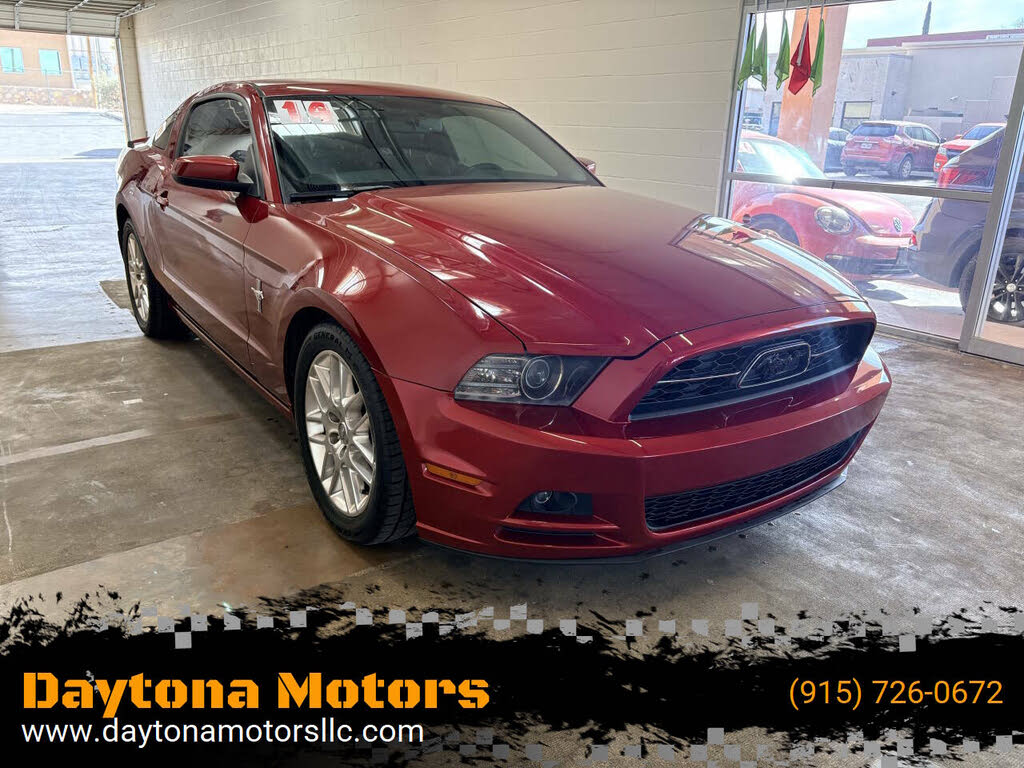 2014 Ford Mustang V6 Coupe RWD