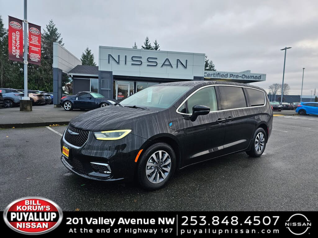 2024 Chrysler Pacifica Hybrid Select FWD