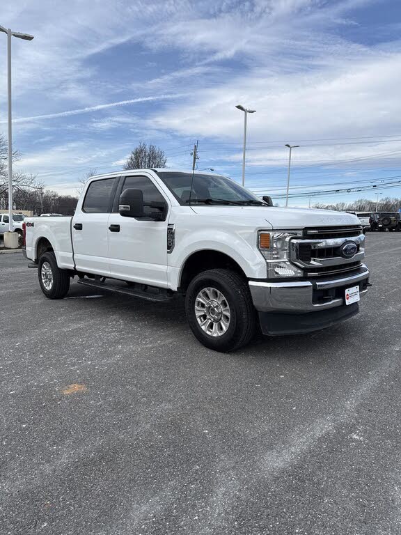 2022 Ford F-250 Super Duty XLT Crew Cab 4WD