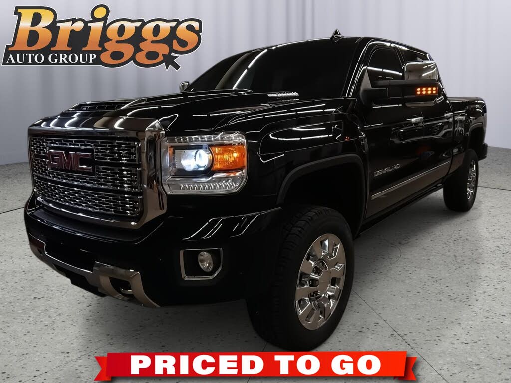 2018 GMC Sierra 2500HD Denali Crew Cab SB 4WD