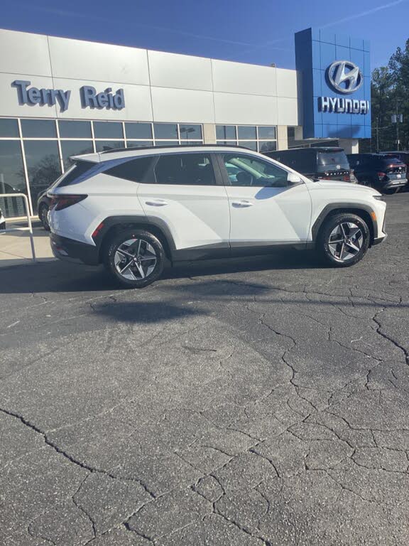 2026 Hyundai Tucson SEL FWD