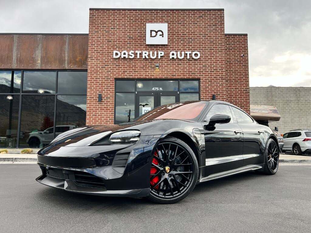 2021 Porsche Taycan Turbo S AWD