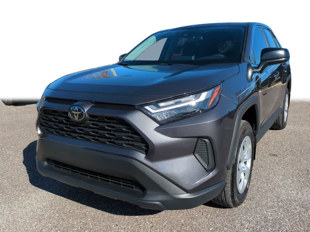 2024 Toyota RAV4 LE FWD