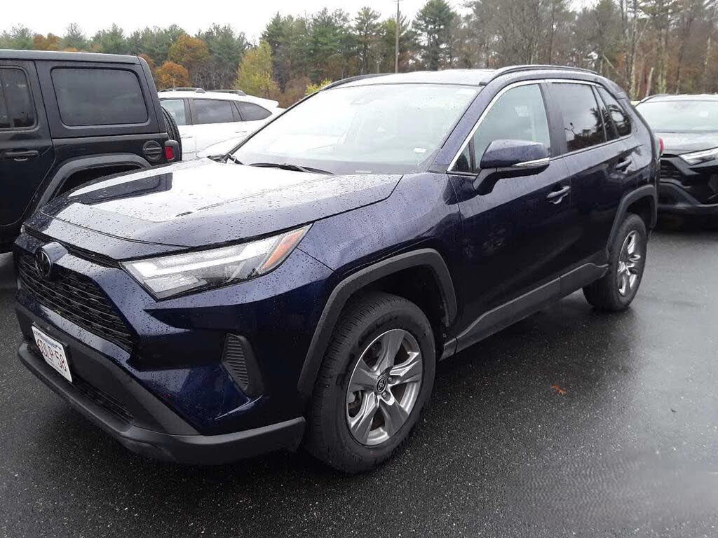 2025 Toyota RAV4 XLE AWD