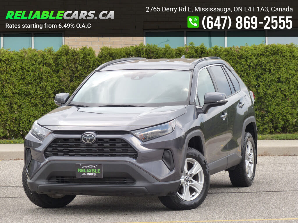 Toyota RAV4 LE AWD 2019