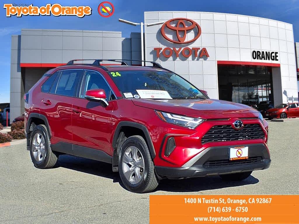 2024 Toyota RAV4 XLE FWD