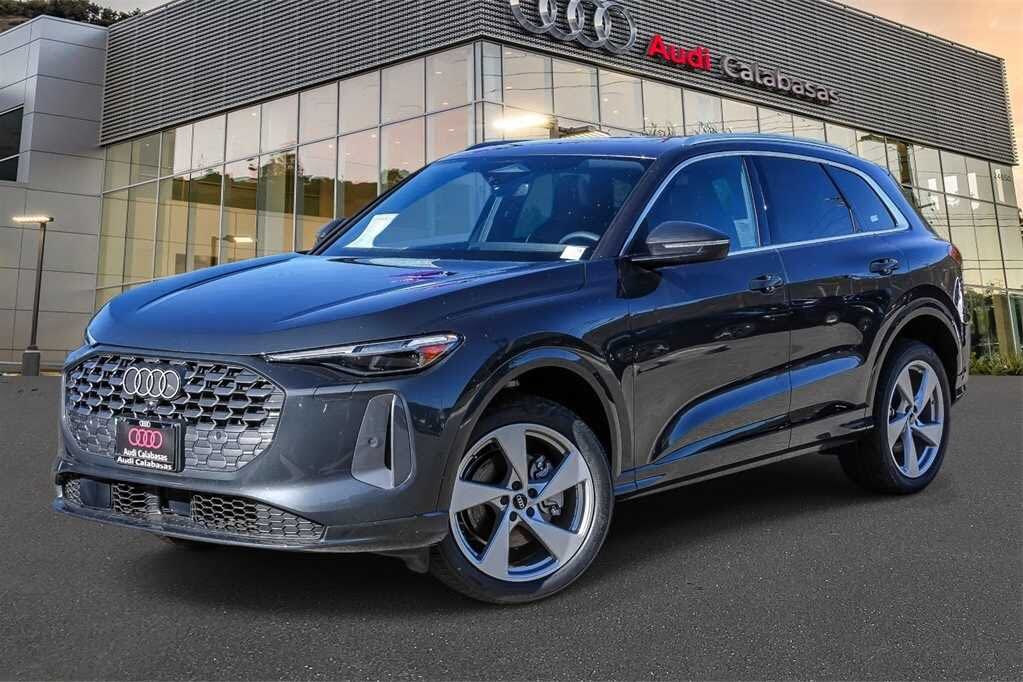 2025 Audi Q5 quattro Premium Plus 40 TFSI