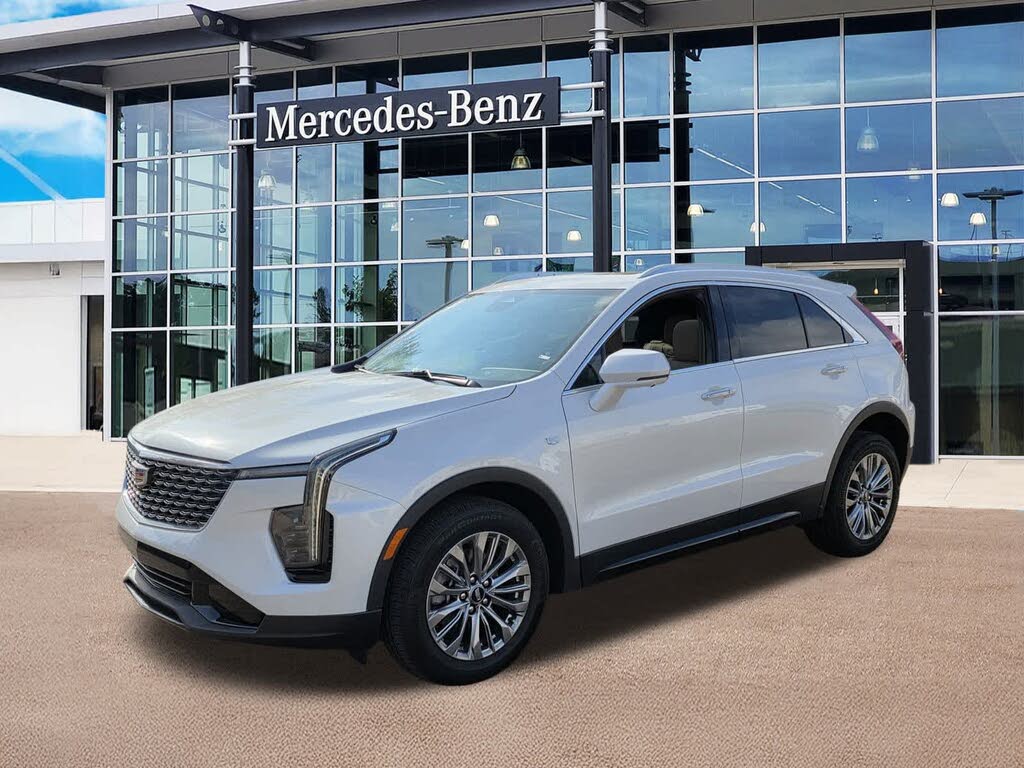 2025 Cadillac XT4 Premium Luxury FWD