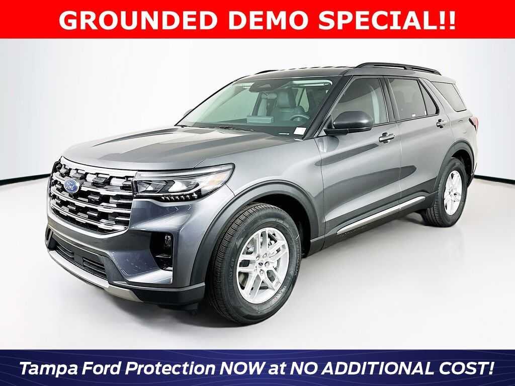 2025 Ford Explorer Active RWD