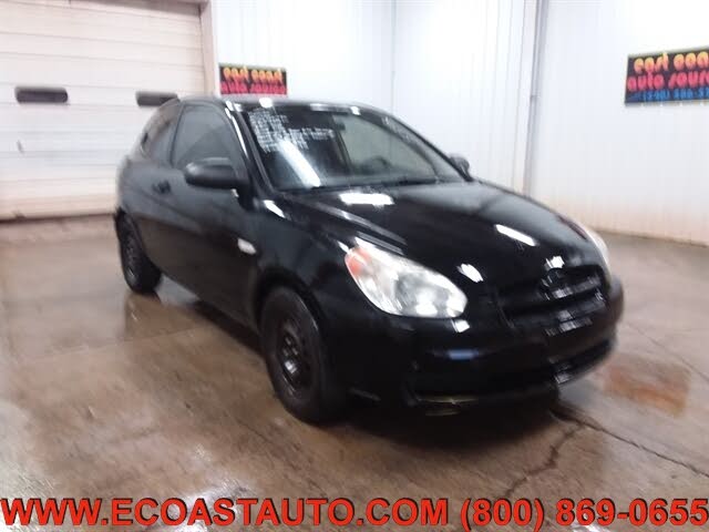 2009 Hyundai Accent GS 2-Door Hatchback FWD