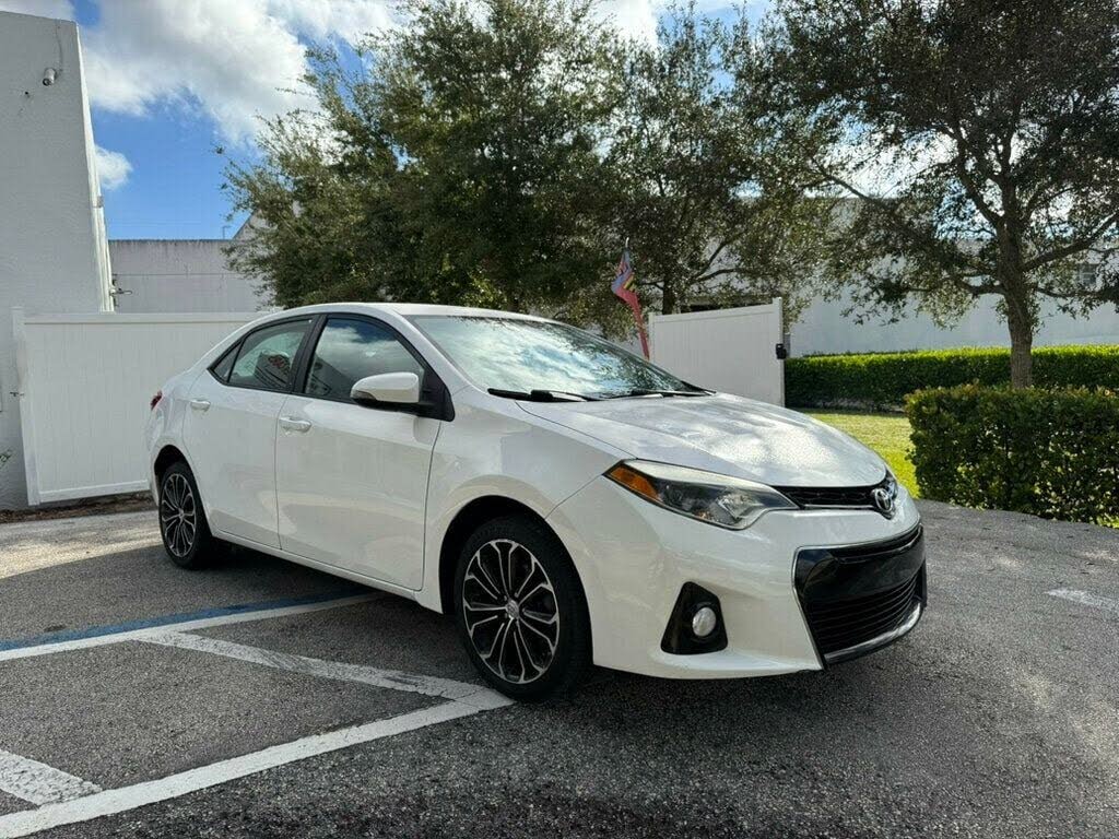 2016 Toyota Corolla S Plus