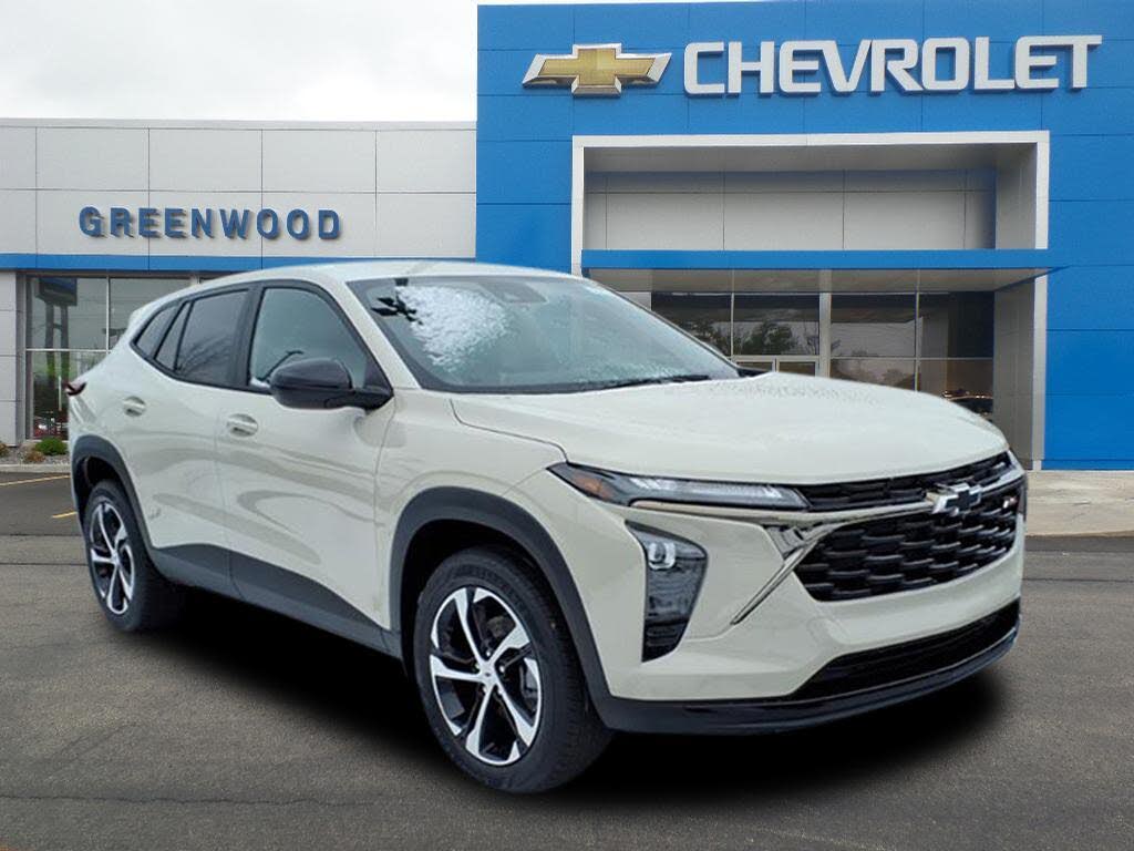 2026 Chevrolet Trax RS with 1RS FWD