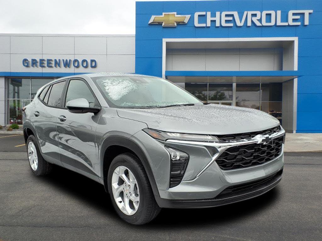 2026 Chevrolet Trax LS FWD