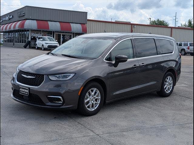 2023 Chrysler Pacifica Touring L FWD