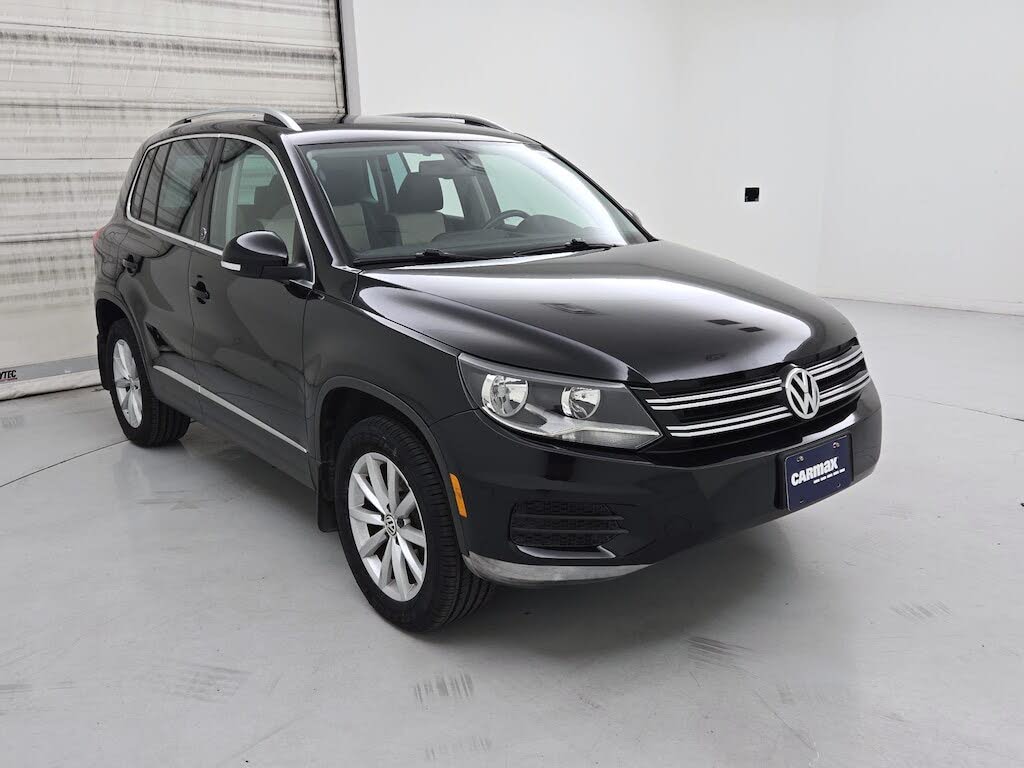 2017 Volkswagen Tiguan Wolfsburg 4Motion