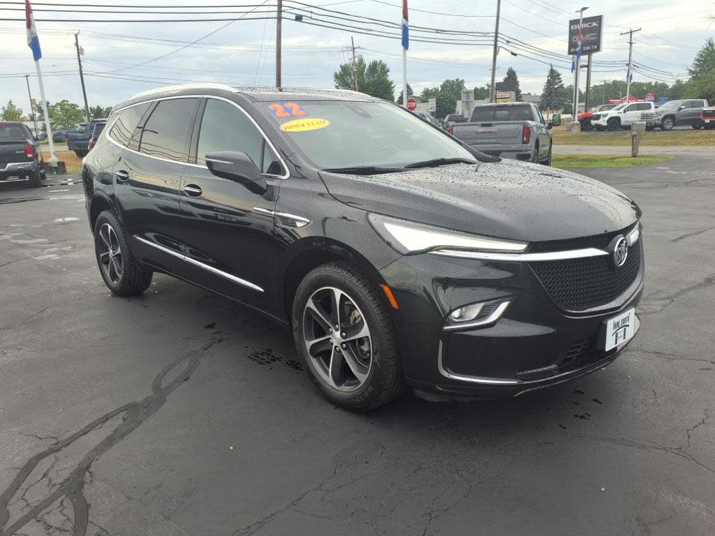 2022 Buick Enclave Essence AWD