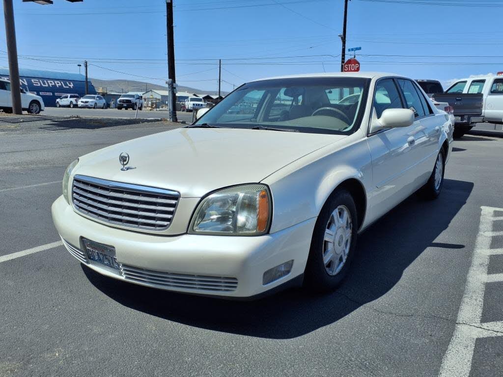 2003 Cadillac DeVille Sedan FWD