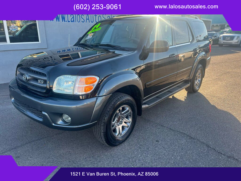 2004 Toyota Sequoia SR5