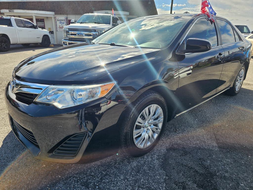 2014 Toyota Camry LE