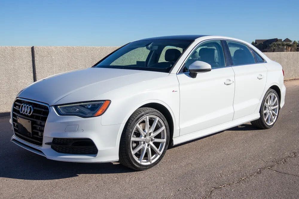2016 Audi A3 2.0T quattro Premium Plus Sedan AWD